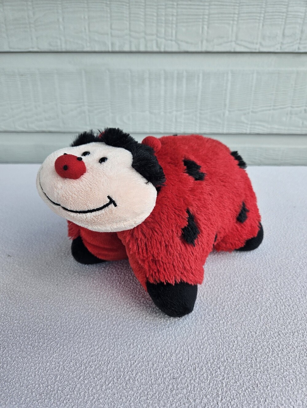 Pillow Pets Pee Wee Ladybug 11” Red Black Lady Bug Stuffed Plush 2010
